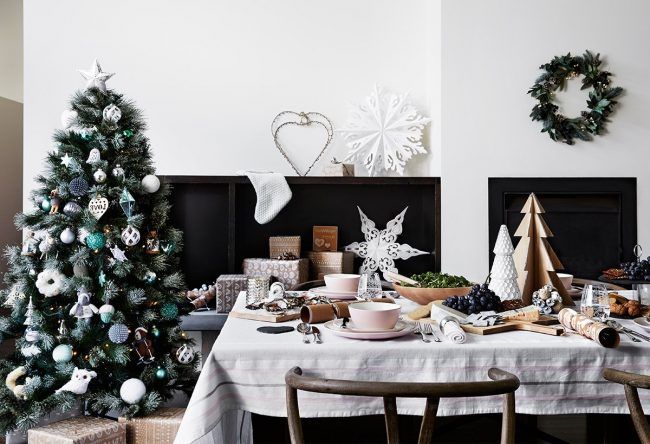 Decora tu mesa esta navidad con inmobiliaria Abad | Abad grupo inmobiliario